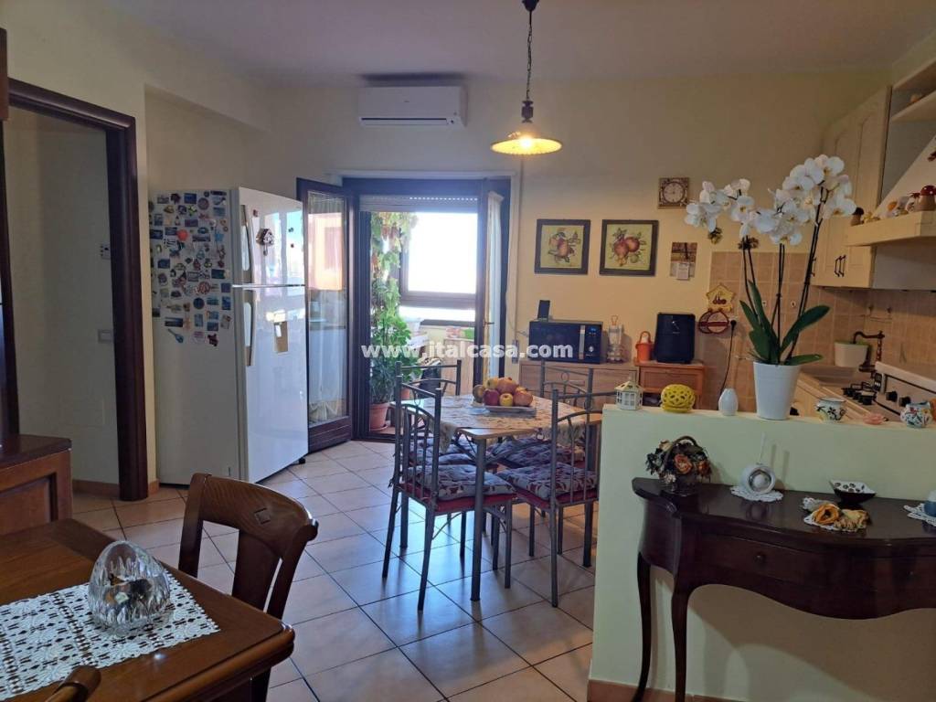 Appartamento a Crotone in Via Groenlandia - Foto 5