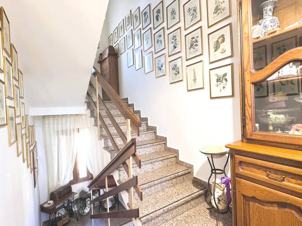 Appartamento a Massa e cozzile in Via Luigi Galvani - Foto 4