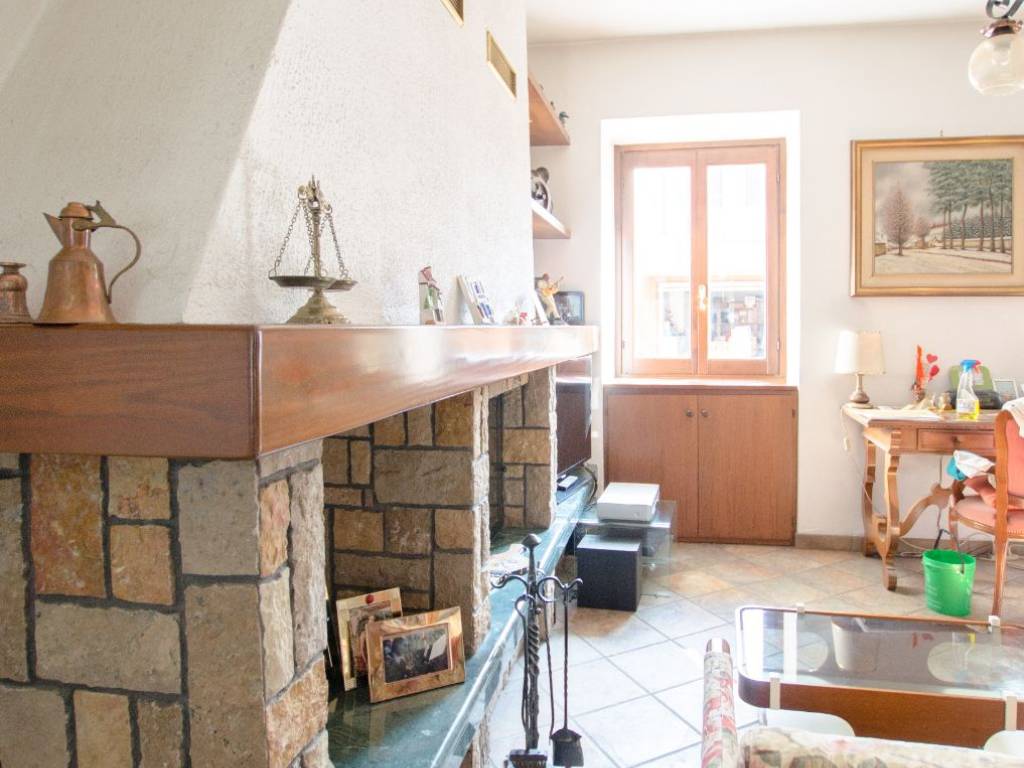 Casa indipendente a Golasecca in Via Giacomo Matteotti, 59 - Foto 4