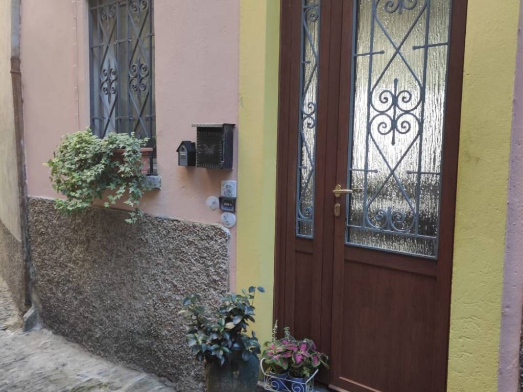 Appartamento a Faggeto lario in Via di Mezzo - Foto 2