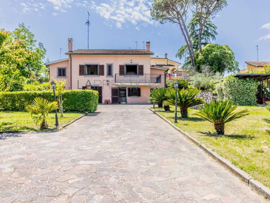 Villa a Mentana in Via Sandro Botticelli, 6 - Foto 2