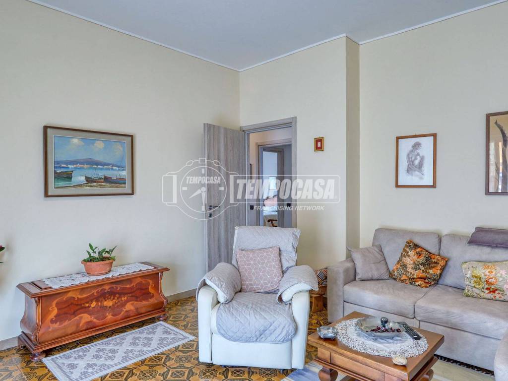 Villa a Arcisate in Via San Michele Arcangelo, 2 - Foto 4