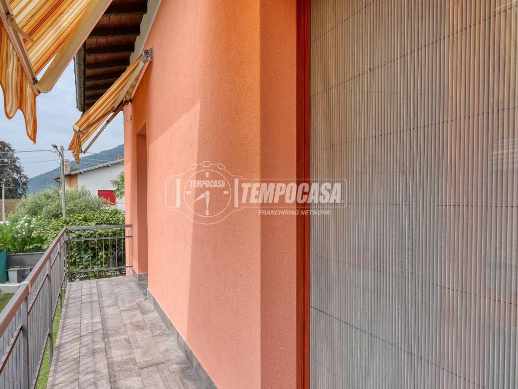 Villa a Arcisate in Via San Michele Arcangelo, 2 - Foto 5