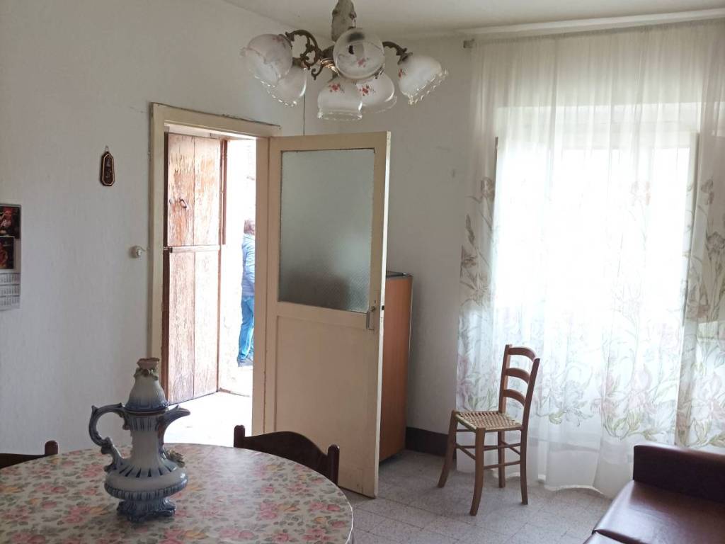 Appartamento a Pietrapertosa in Via Mario Pagano - Foto 4