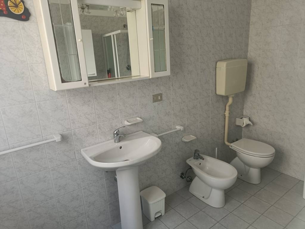 Appartamento a Rimini in Viale Bertinoro - Foto 4