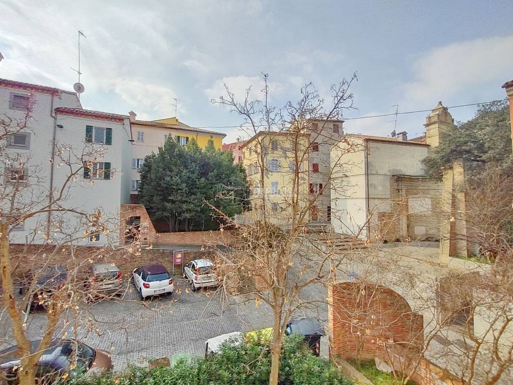 Appartamento a Ancona in Via Francesco Podesti - Foto 2