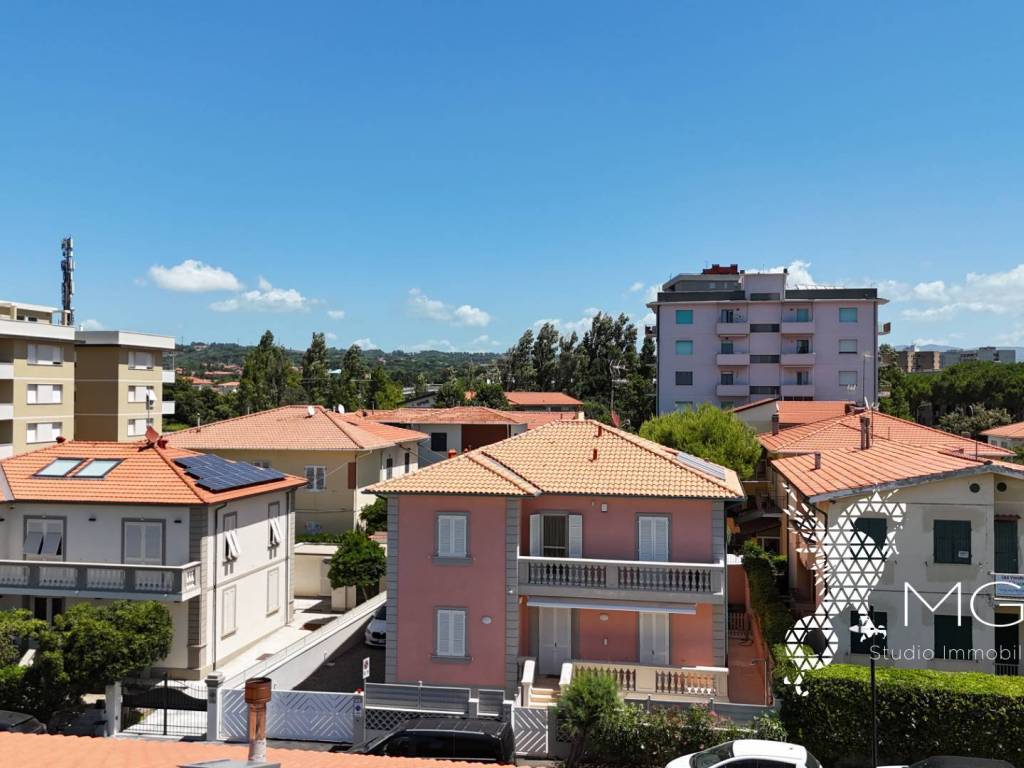 Appartamento a Rosignano marittimo in Via Vincenzo Bellini, 20 - Foto 2
