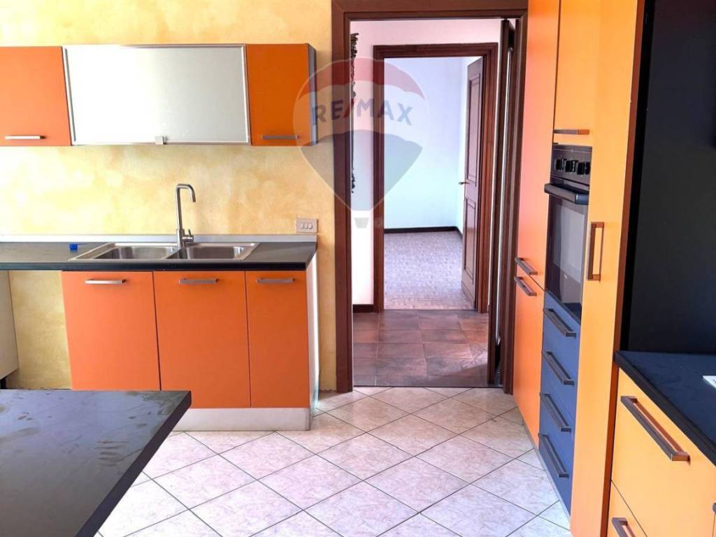 Appartamento a Meina in via fabbriche, 16 - Foto 4