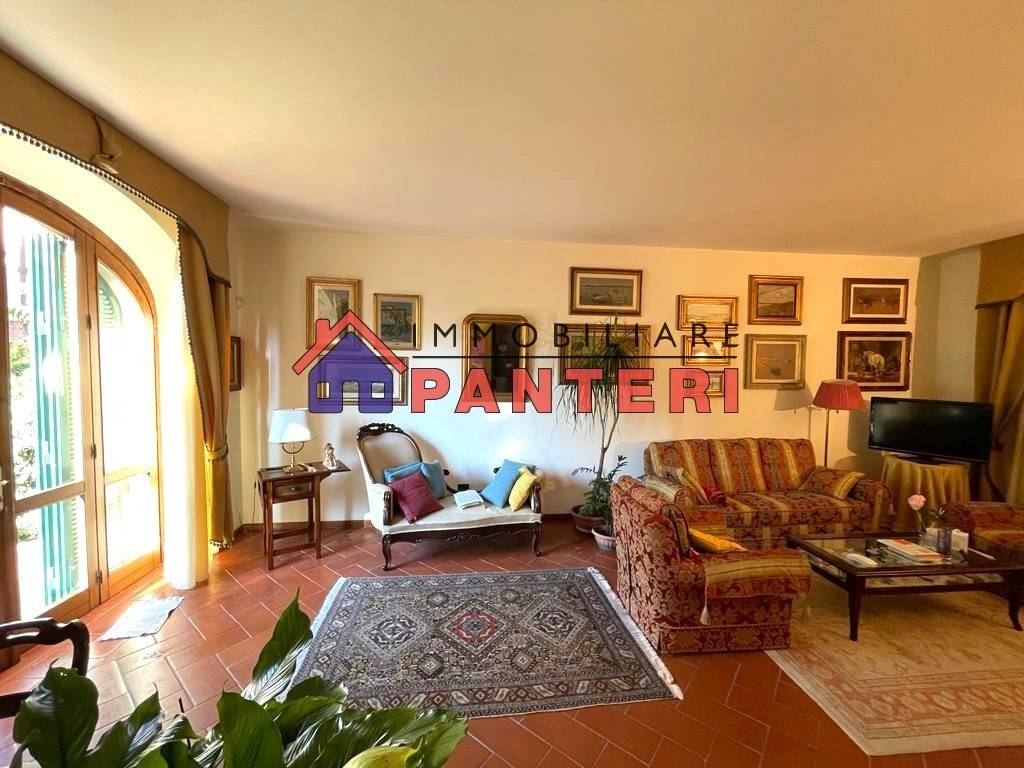Villa a Montecatini-terme in Via di Cerviano, 18 - Foto 2