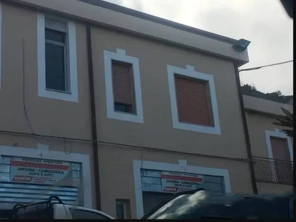 Palazzo / stabile a Enna in Via Scifitello - Foto 2