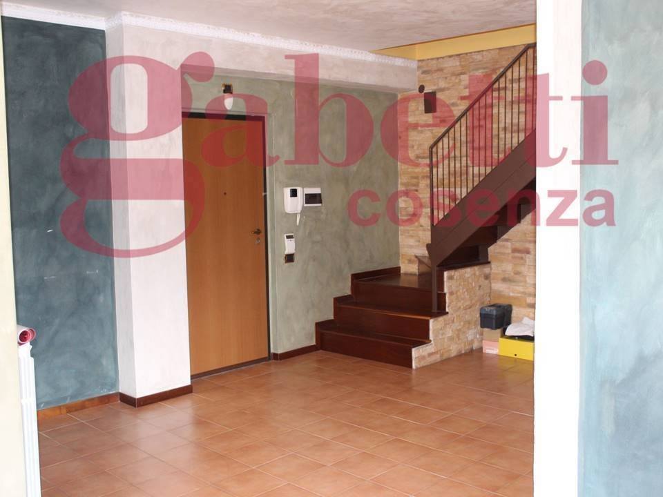 Appartamento a Cosenza in Via Luigi De Franco, 19 - Foto 3
