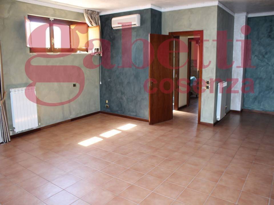 Appartamento a Cosenza in Via Luigi De Franco, 19 - Foto 5