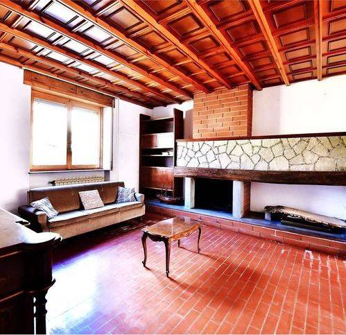 Appartamento a Gerenzano in Via L. Einaudi 48 - Foto 2
