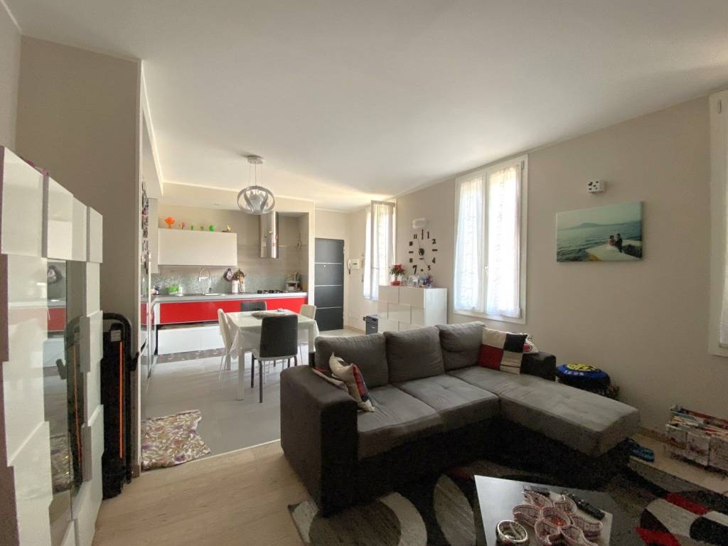 Appartamento a Verbania in Via Vigne Basse - Foto 4