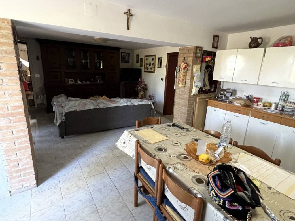 Casa indipendente a Trecastelli in Via San Bartolo - Foto 3