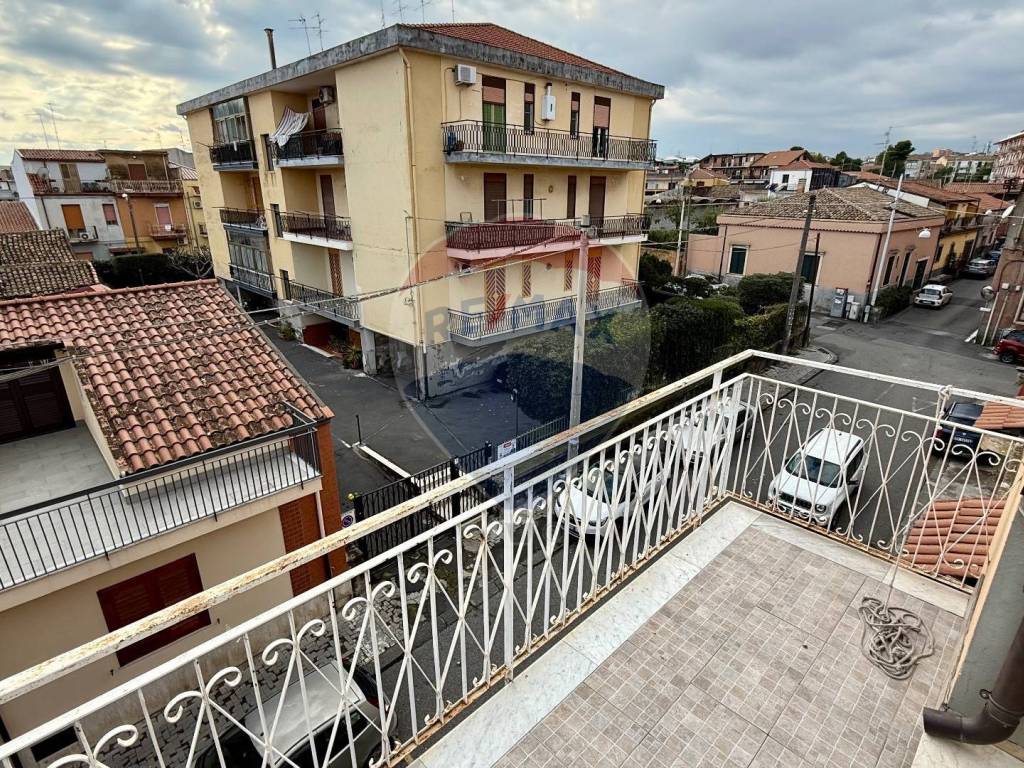 Appartamento a Catania in Via Pedara, 11 - Foto 2
