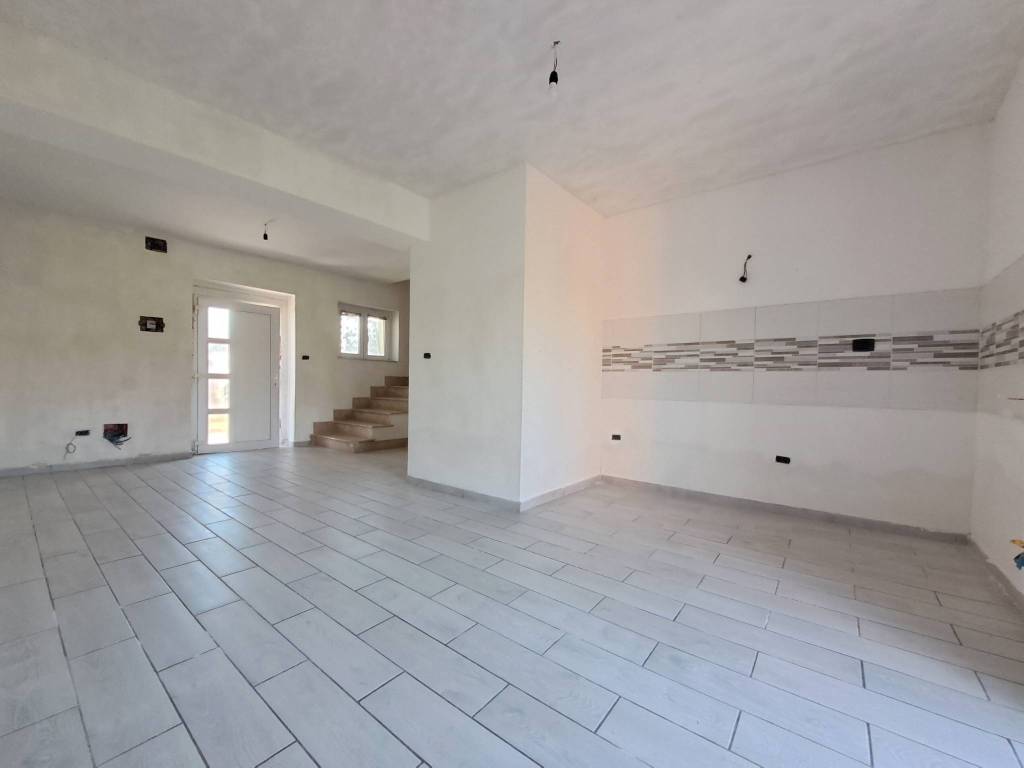 Villa a Campobasso in Contrada Santa Maria De Foras - Foto 4