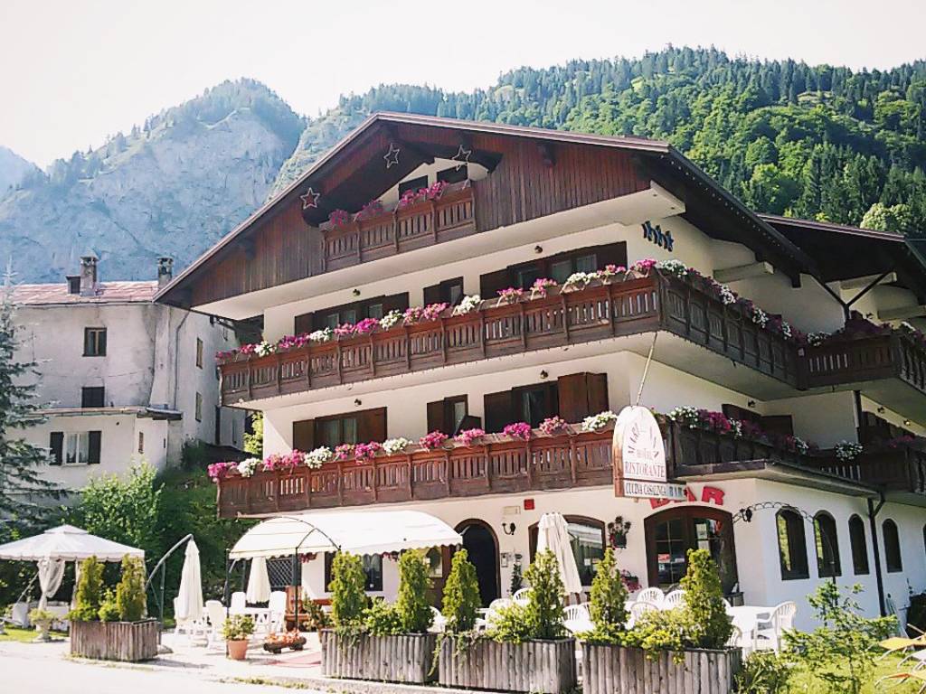 Palazzo / stabile a Rocca pietore in Località Rocca Pietore, 65 - Foto 2