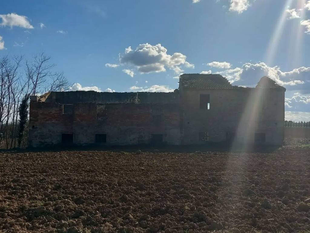 Rustico / casale a Castiglion fiorentino - Foto 4