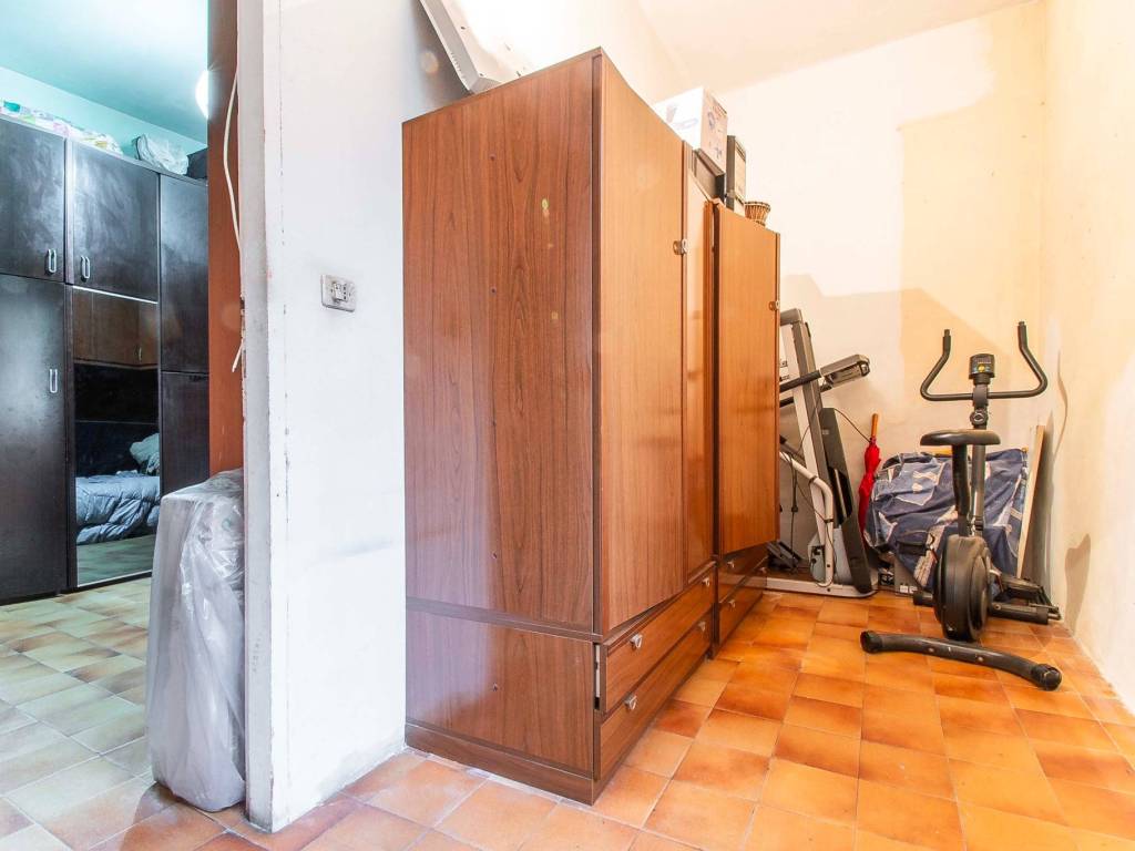 Appartamento a Gorla minore in Via Terzaghi - Foto 5