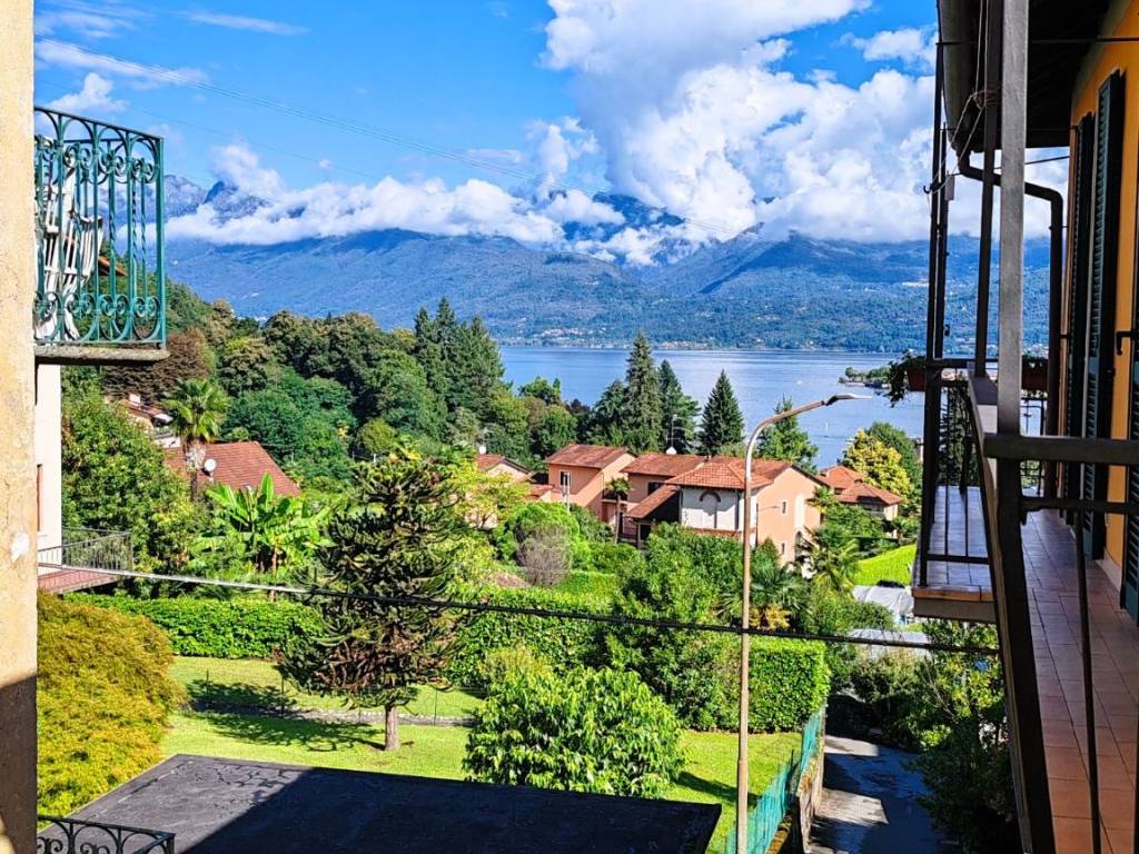Casa indipendente a Stresa in Via Silvio Pellico, 2 - Foto 2