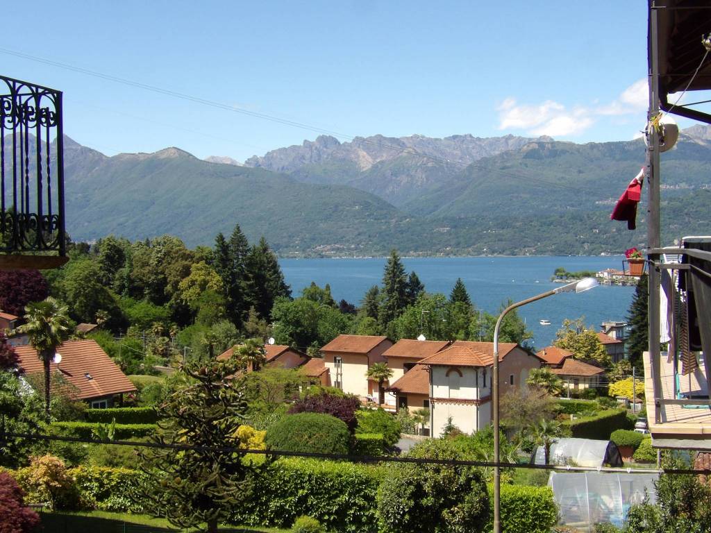 Casa indipendente a Stresa in Via Silvio Pellico, 2 - Foto 3