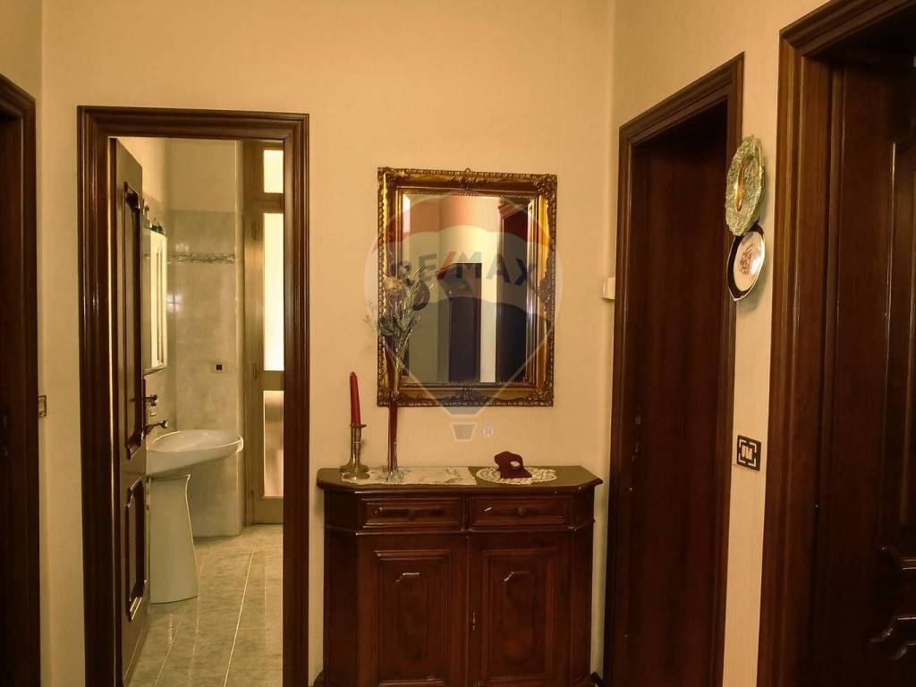 Appartamento a Cerano in via Fratelli Bricco, 6 - Foto 5