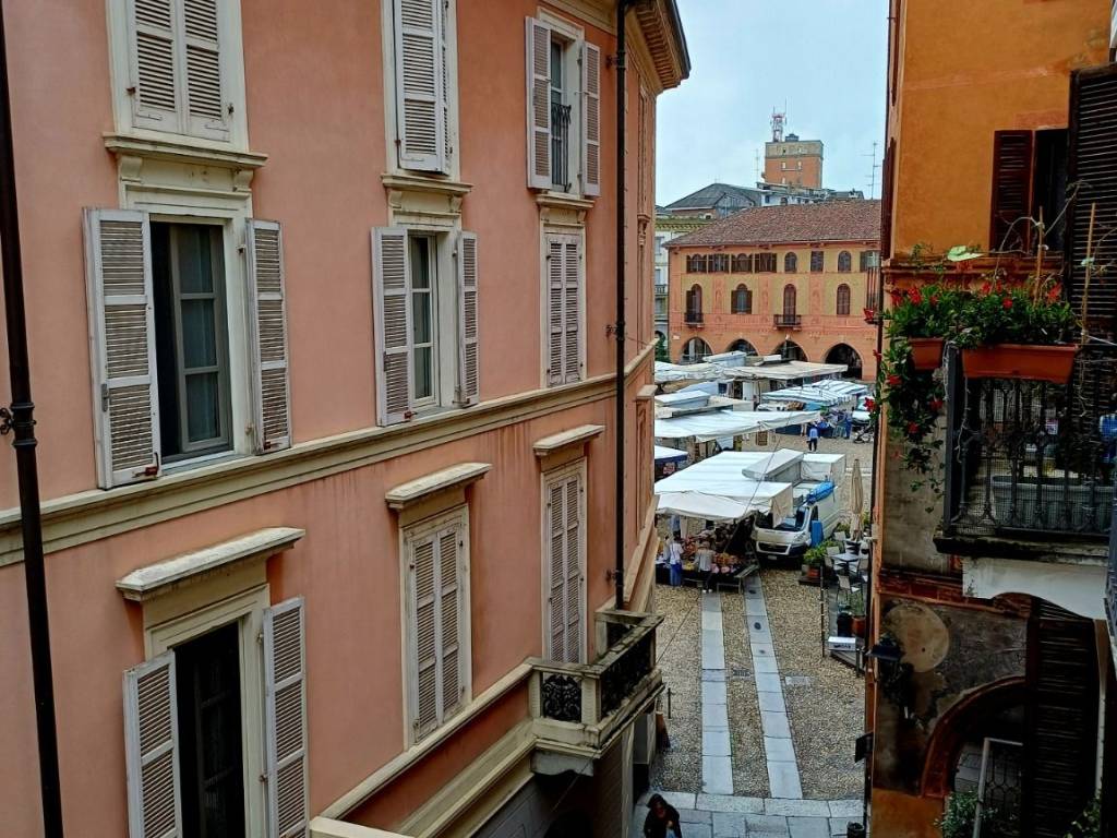 Appartamento a Vercelli in Via Vincenzo Gioberti, 11 - Foto 2
