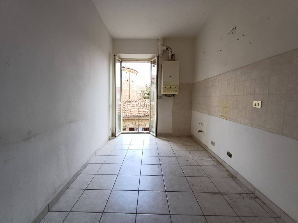 Appartamento a Vercelli in Via Vincenzo Gioberti, 11 - Foto 5
