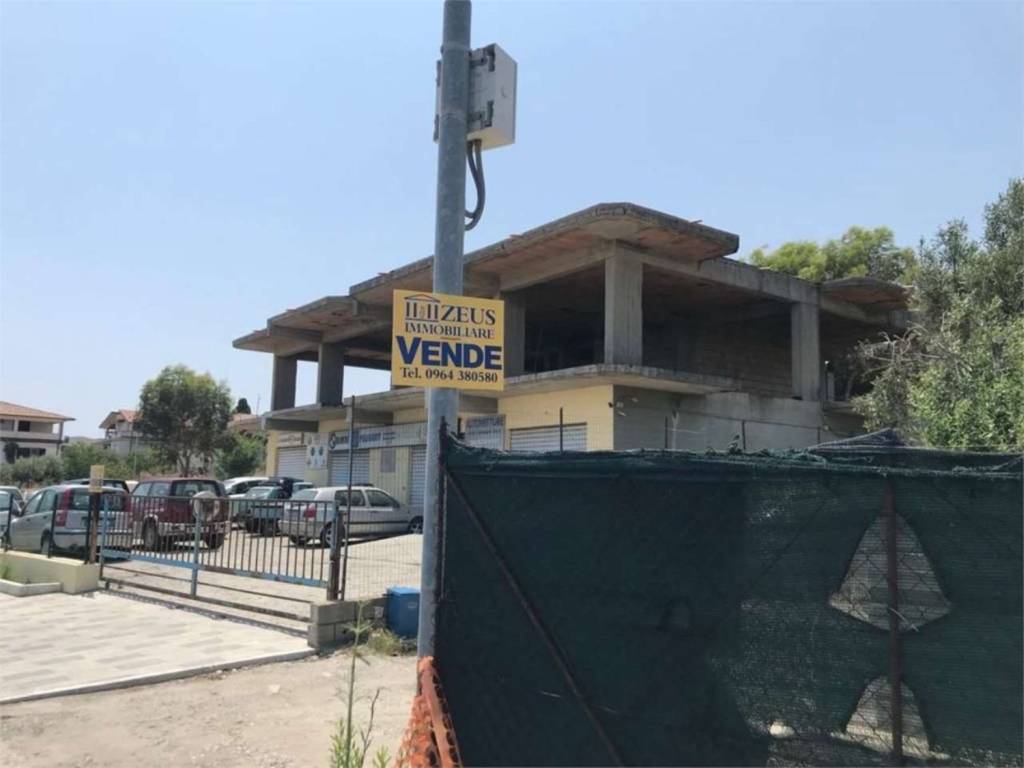 Villa a Bruzzano zeffirio in Ss106 S.N.C. - Foto 2