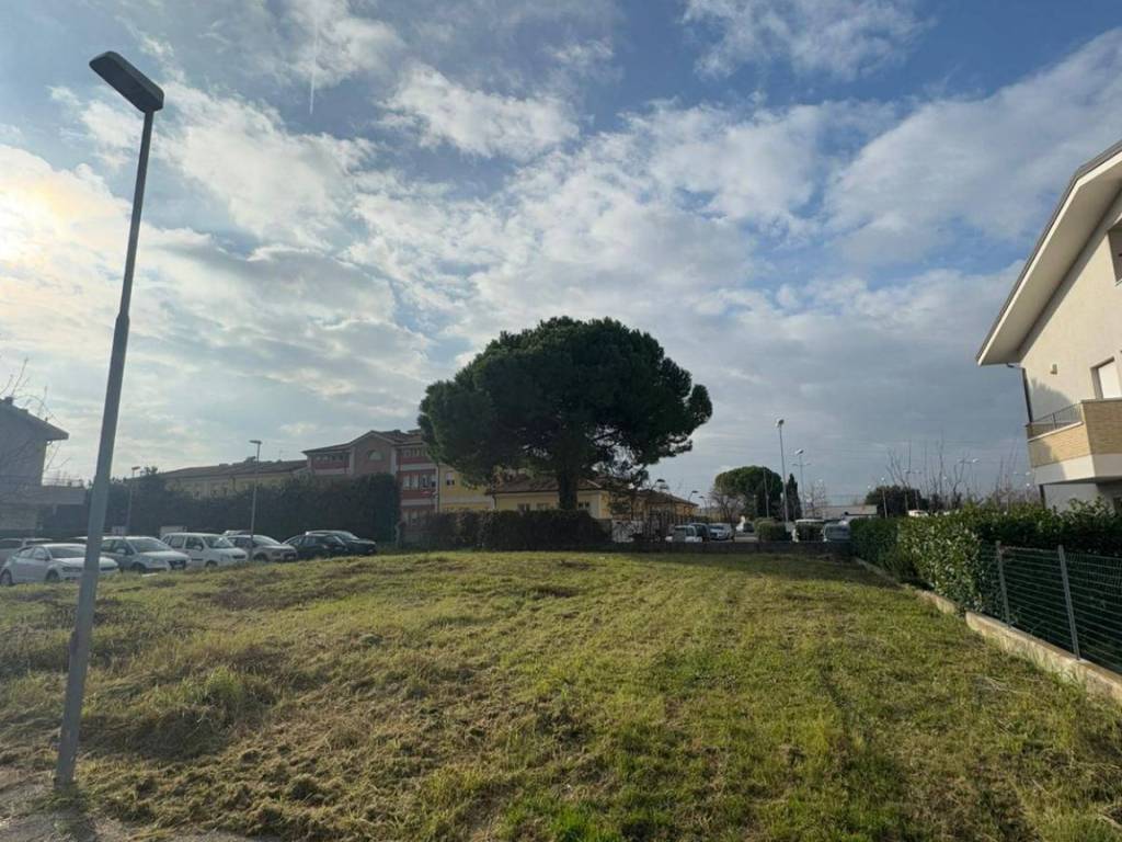 Terreno a Cattolica in Via Catellani - Foto 2