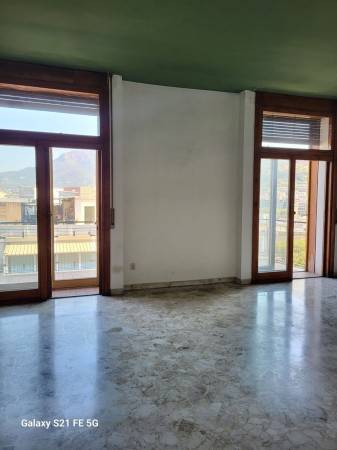 Appartamento a Salerno in Corso Giuseppe Garibaldi - Foto 5