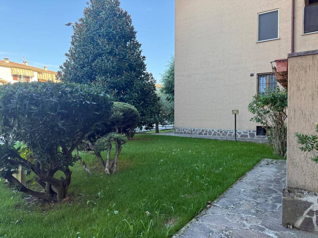 Appartamento a Casteggio in Via Giovanni Dabusti, 76 - Foto 4