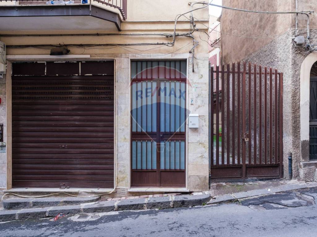 Casa indipendente a Paternò in via vacca, 7 - Foto 2