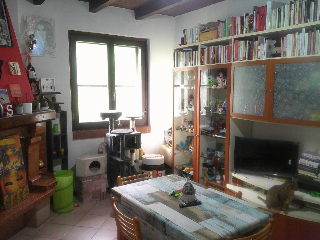 Appartamento a Faloppio in Via Mulini - Foto 2