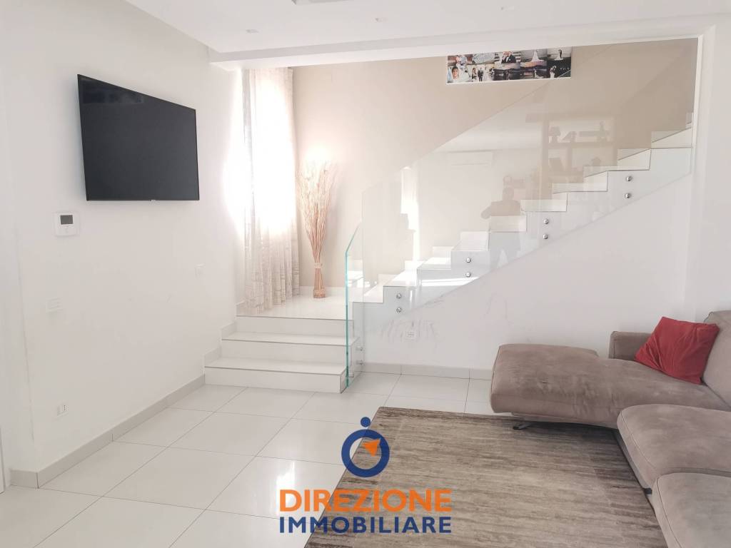 Villa a Villa di briano in Via Antonio De Curtis, 9 - Foto 5