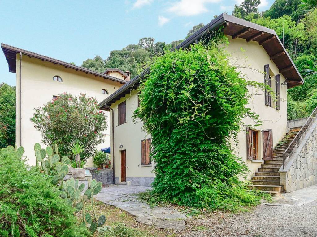 Villa a Castello di brianza in Via Monte Grappa, 6 - Foto 3