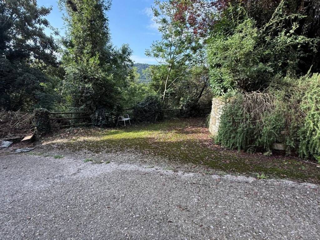 Villa a Castello di brianza in Via Monte Grappa, 6 - Foto 4