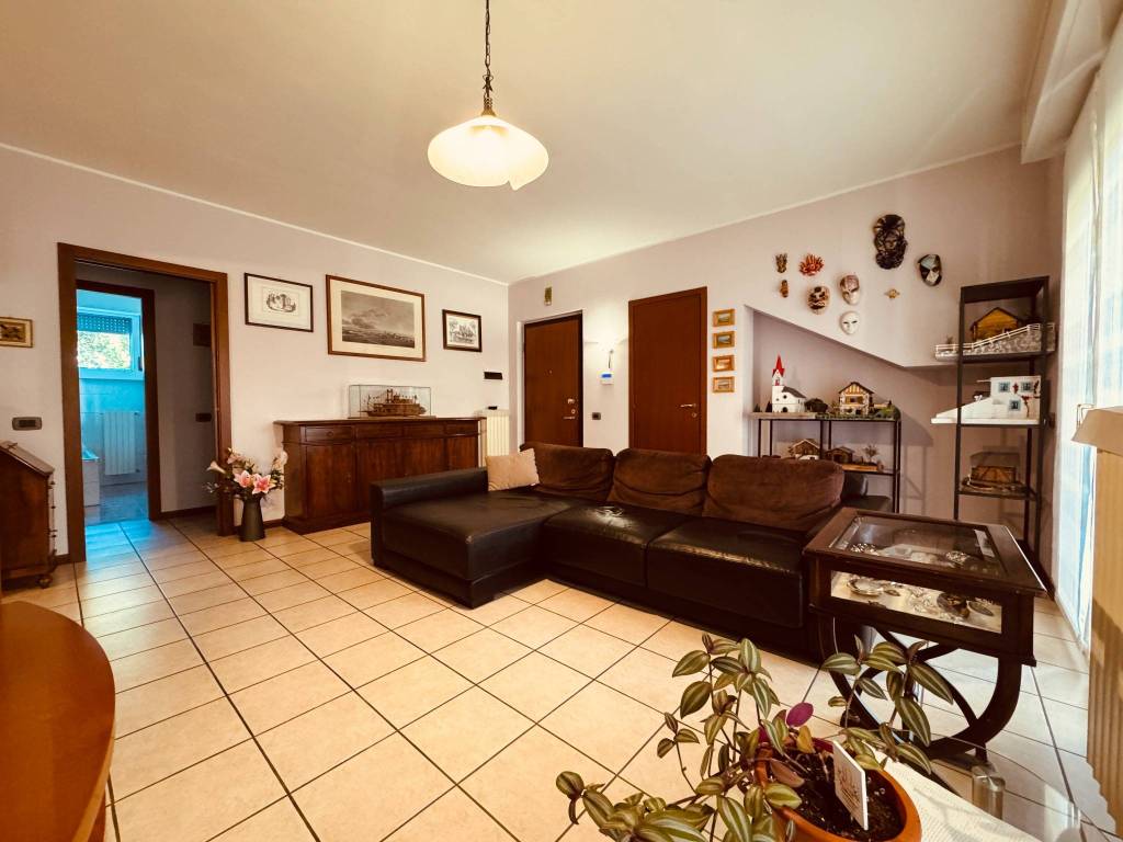 Appartamento a Casatenovo in Via S. Luigi, 4 - Foto 2