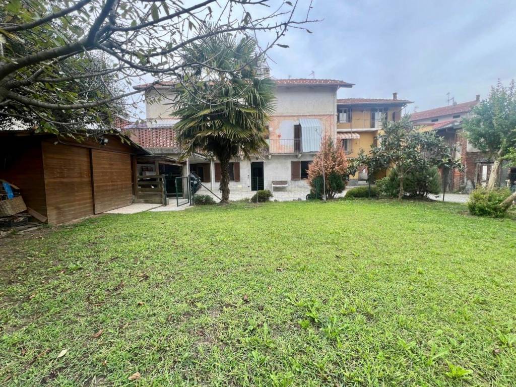 Casa indipendente a Gaglianico in Via Carlo Felice Trossi, 178 - Foto 2