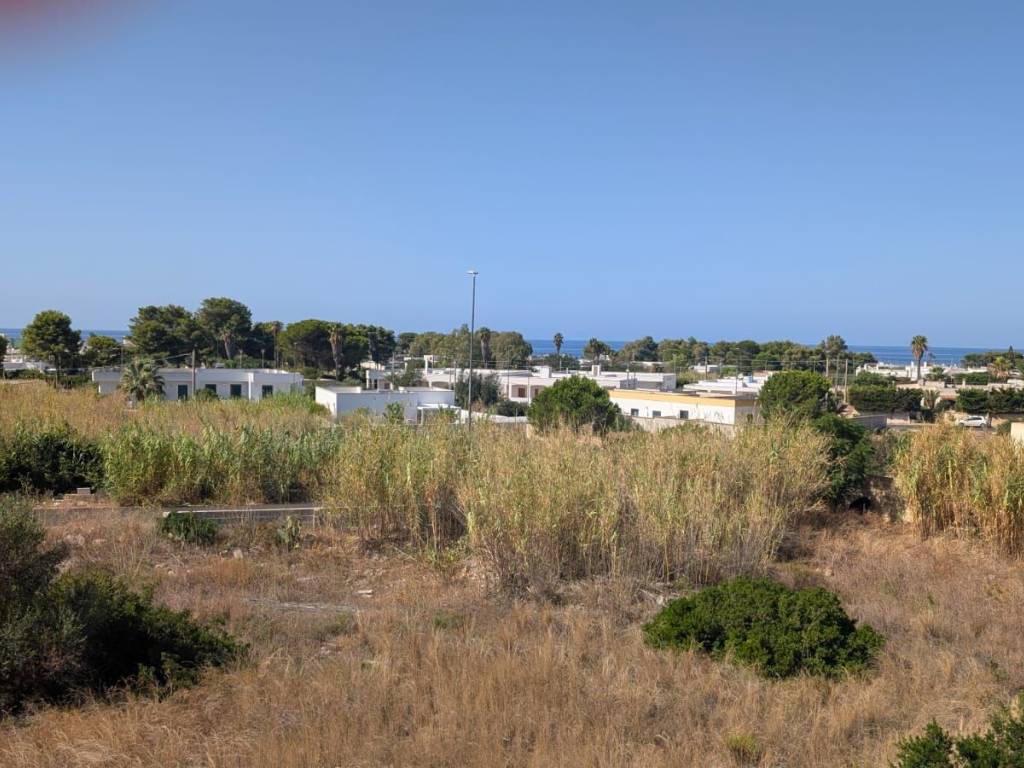 Villetta a schiera a Taviano in Via Stromboli - Foto 3