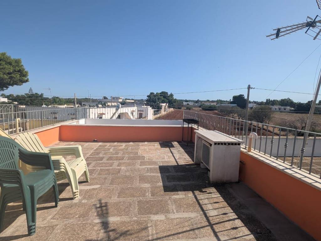 Villetta a schiera a Taviano in Via Stromboli - Foto 4
