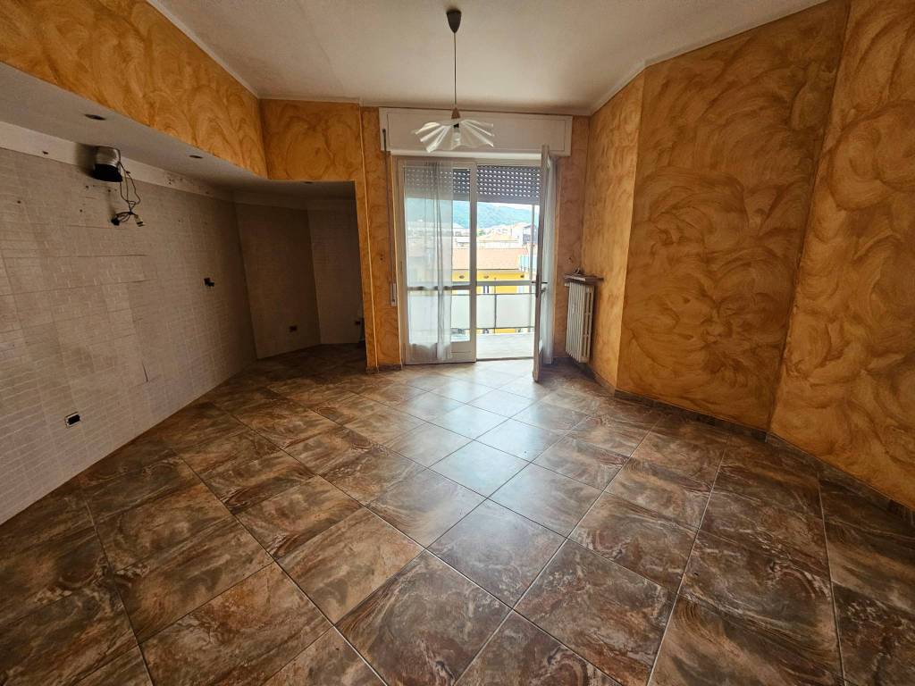 Appartamento a Borgosesia - Foto 5