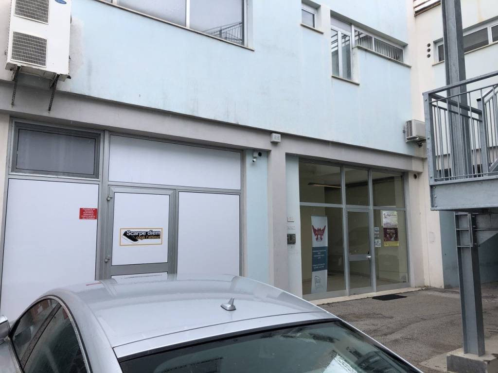 Immobile a Civitanova marche in Via Luigi Einaudi, 108 - Foto 4