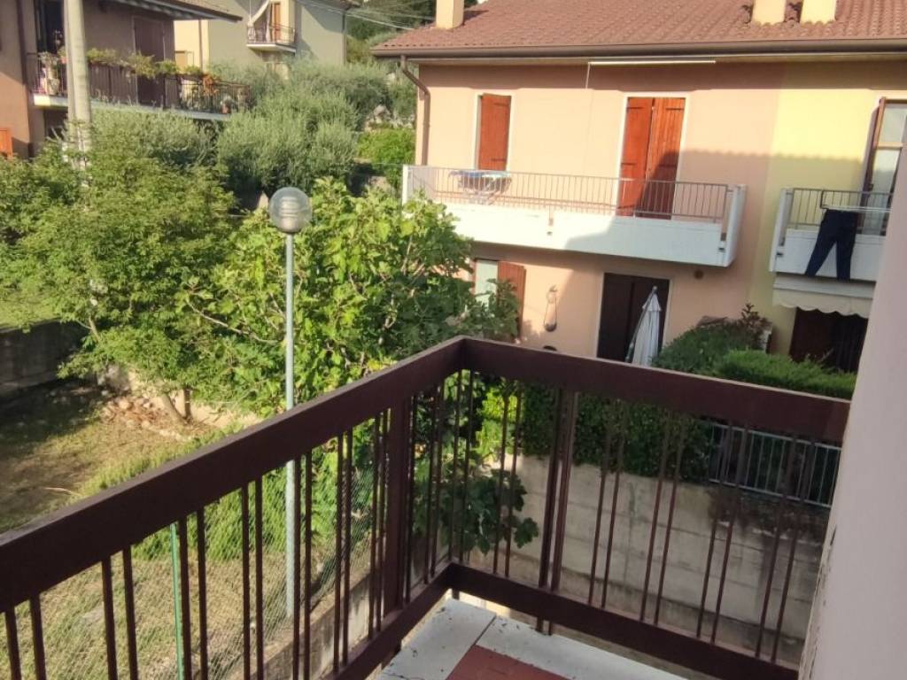 Appartamento a Cavaion veronese in Via Mondara, 7 - Foto 2