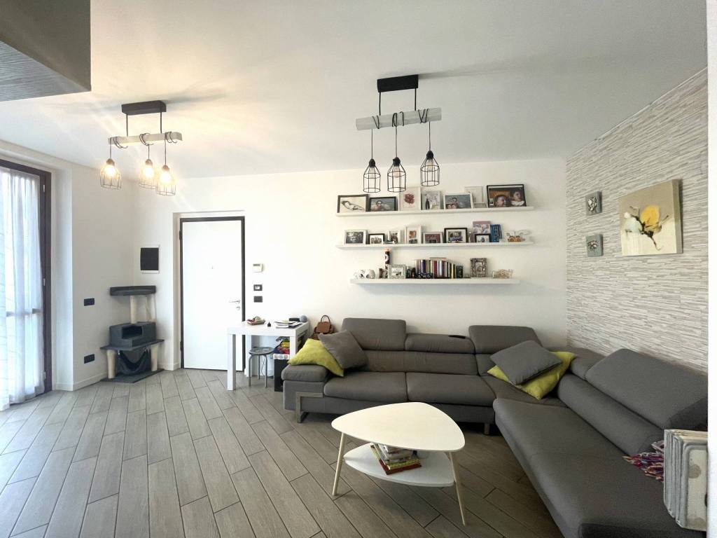 Appartamento a Mozzate in Via Bozzente - Foto 2