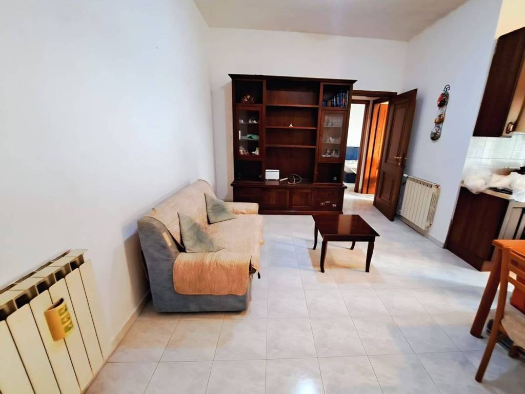 Appartamento a Valmontone in Via della Tota - Foto 4