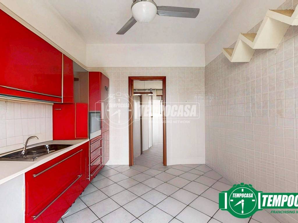 Appartamento a Alessandria in Via Alessandro Tonso 73 - Foto 2
