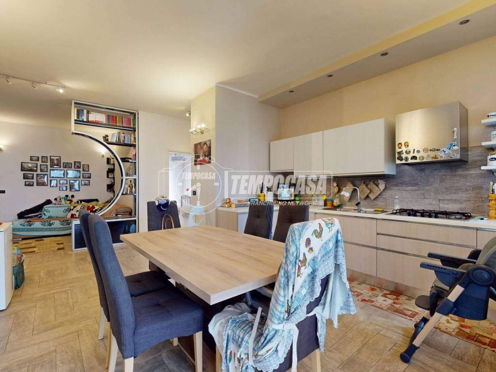 Appartamento a Alessandria in Via Tortona 86 - Foto 2