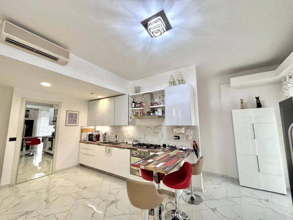 Appartamento a Alessandria in Via Roberto Ardigò - Foto 2